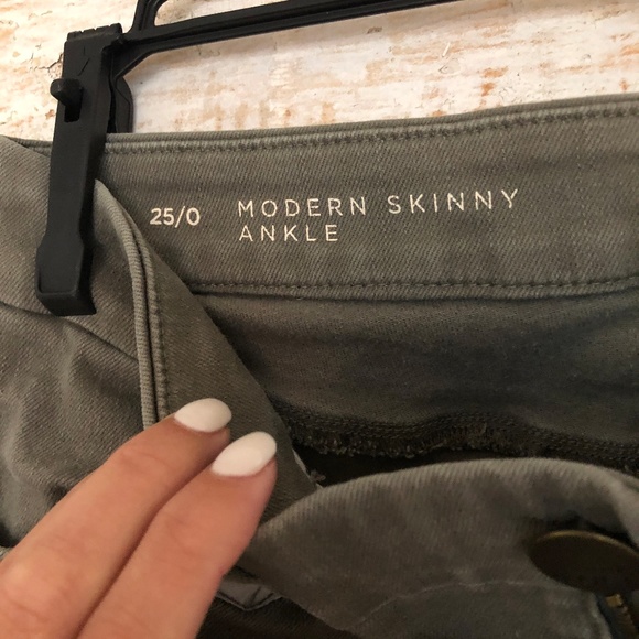 LOFT - Picture 3 of 3